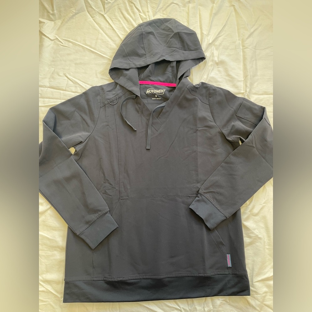 MOVEMENT by Butter-Soft Women's 4-Pocket Long Sleeve STRETCH Scrub Hoodie